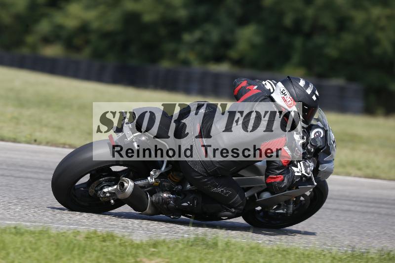 /45 10.08.2025 Plüss Moto Sport ADR/Einsteiger/575